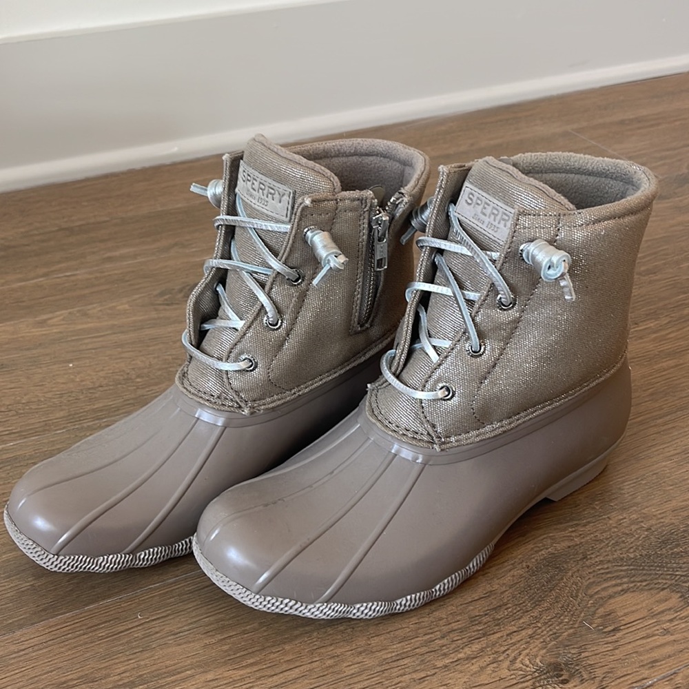 Sperry Duck Boots (BRAND NEW)